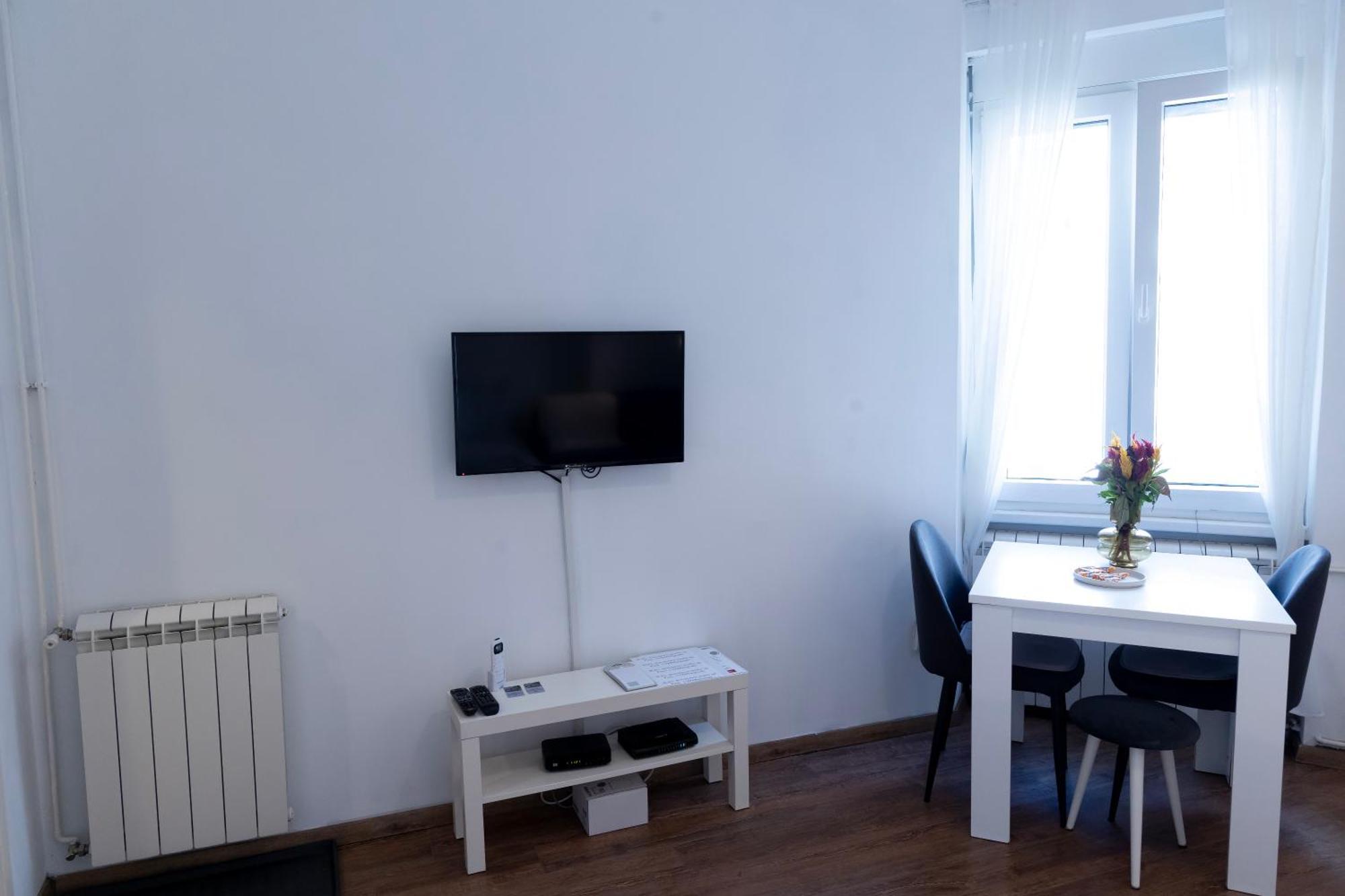 Downtown Studio Ap Belgrado Buitenkant foto